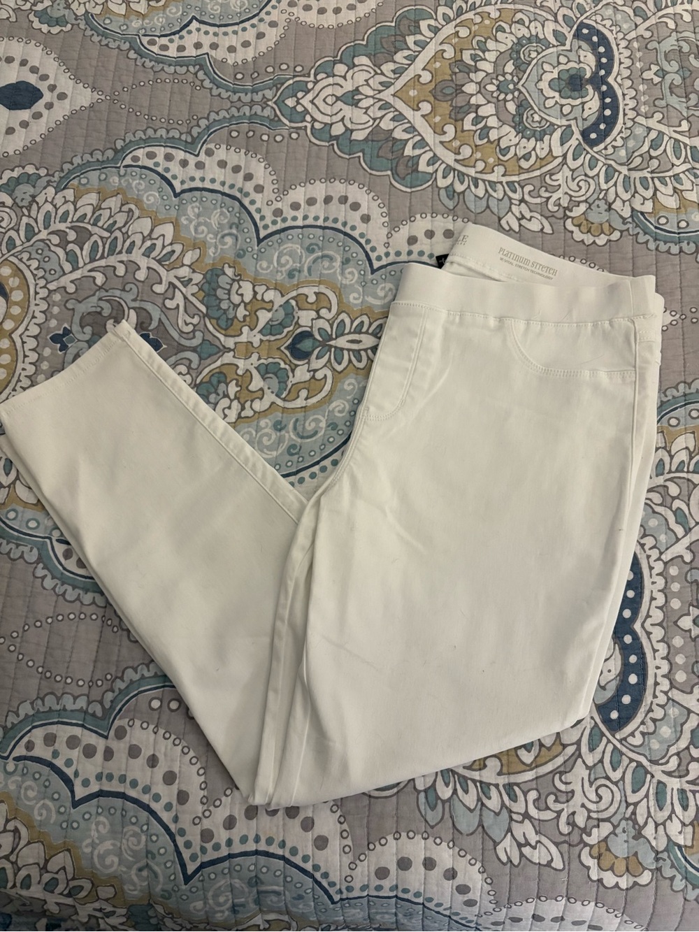 White Skinny Jeans for Women — Stretch Pull-On Skinny